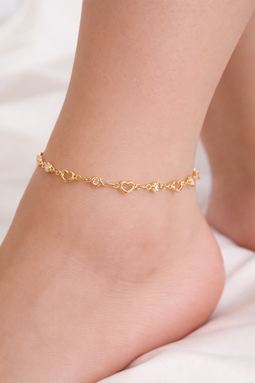 Golden Heartlet Anklet